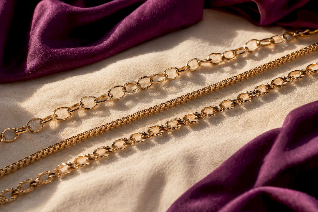Close-up of different chain link styles