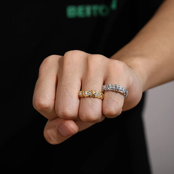 Exquisite Moissanite Ring