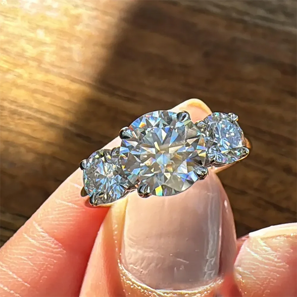 Altdorf Ring by Meri Jaan — lab-grown moissanite ring, product photo