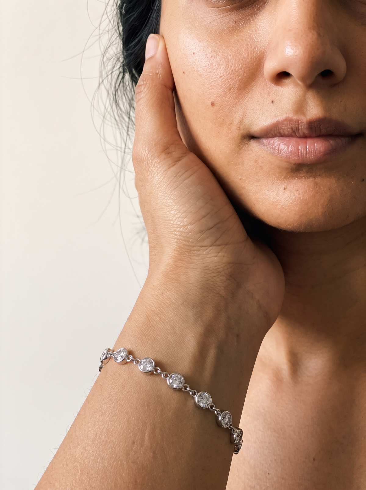 Crans-Montana Bracelet worn by model