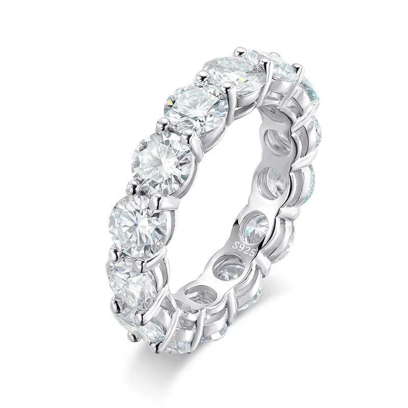 Emmental Ring by Meri Jaan — lab-grown moissanite ring, product photo
