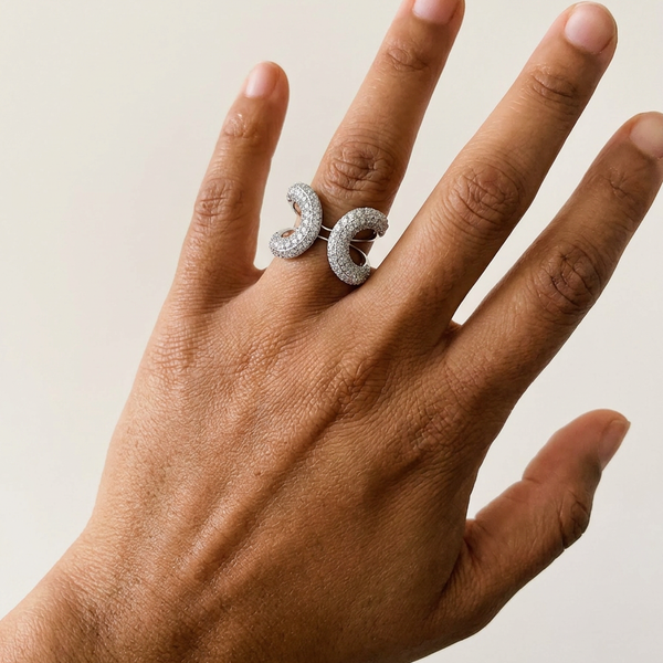Gandria by Meri Jaan — lab-grown moissanite jewellery, worn by model