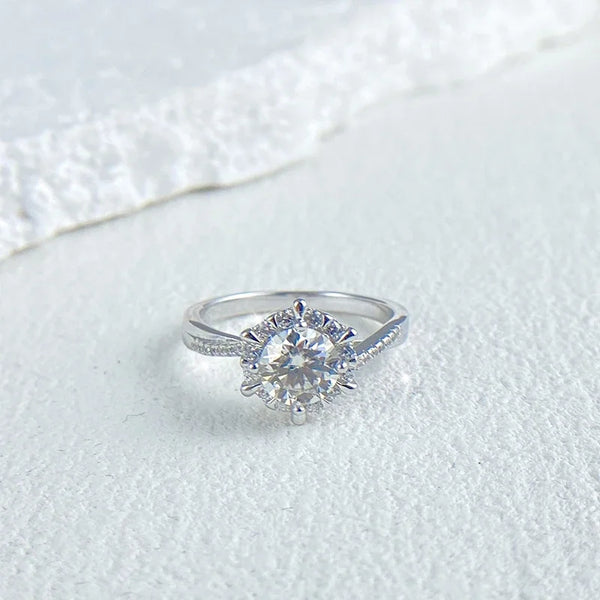 Glarus Ring by Meri Jaan — lab-grown moissanite ring, product photo