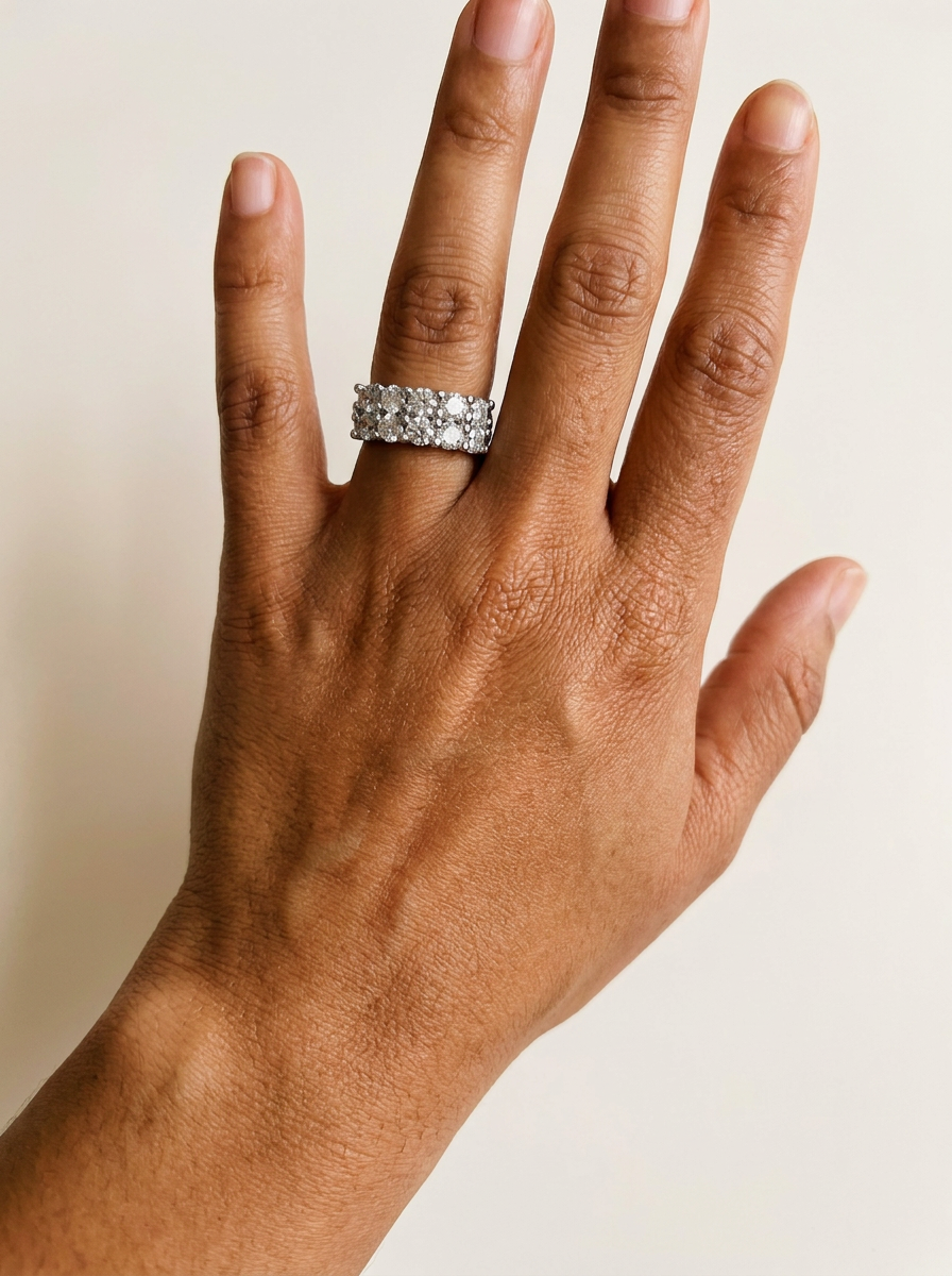 La Chaux-de-Fonds Ring by Meri Jaan — lab-grown moissanite ring, worn by model