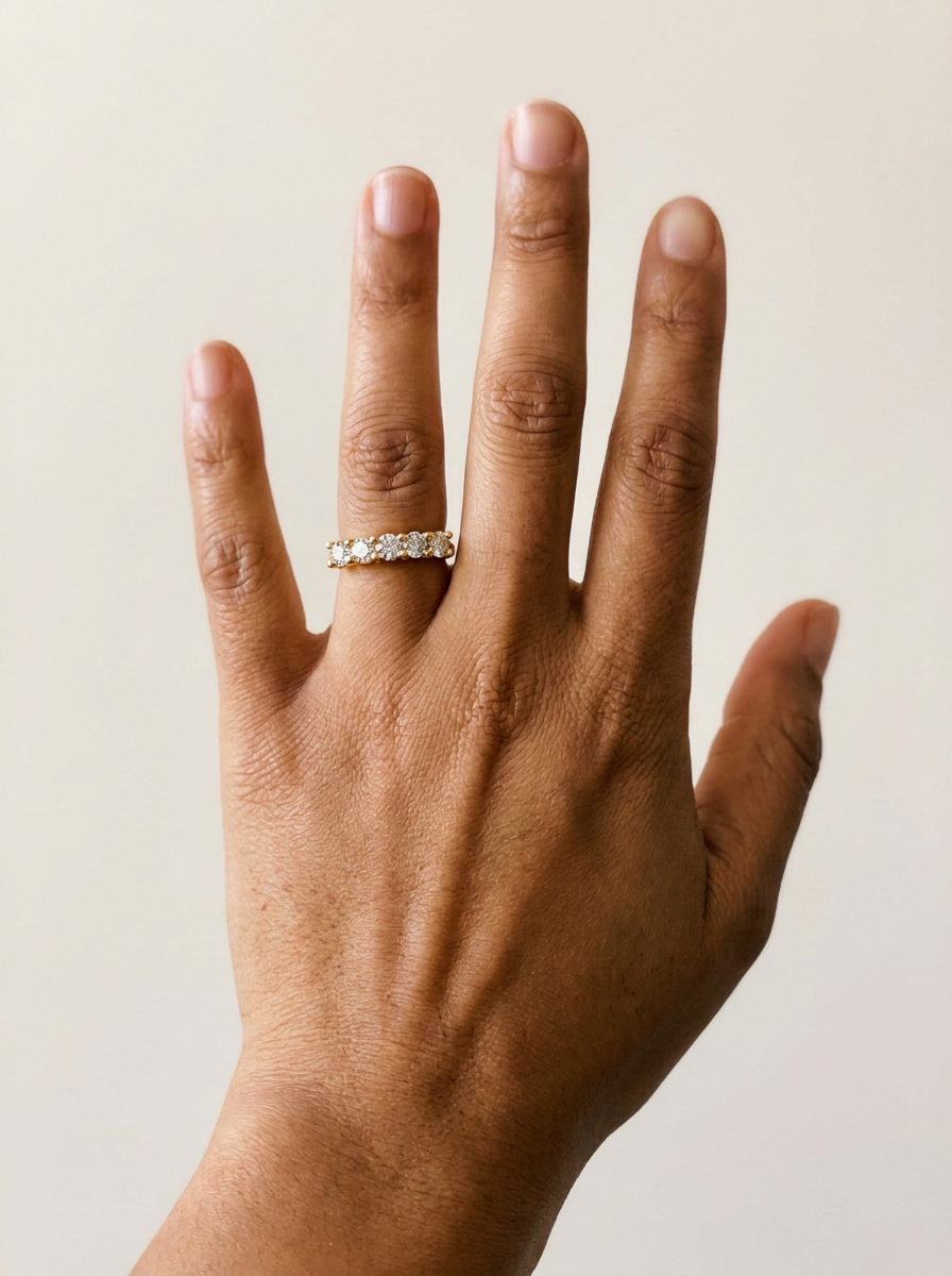 Luzern Ring by Meri Jaan — lab-grown moissanite ring, worn by model