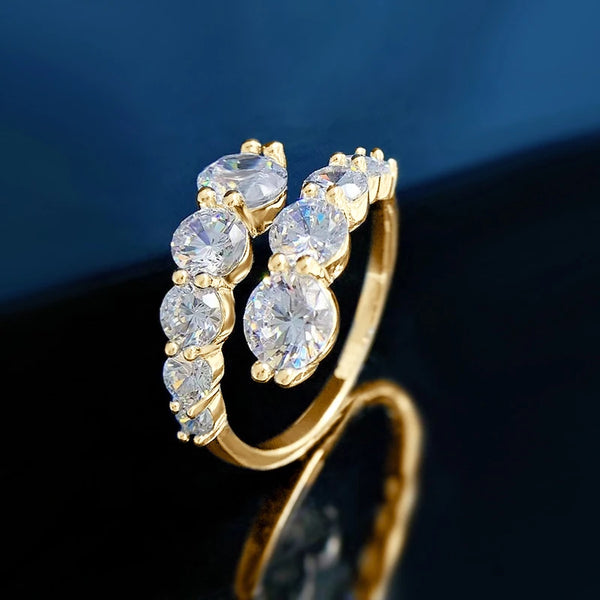 Monthey Ring by Meri Jaan — lab-grown moissanite ring, product photo