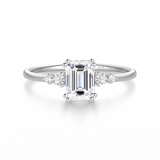 Mutton Ring by Meri Jaan — lab-grown moissanite ring, product photo