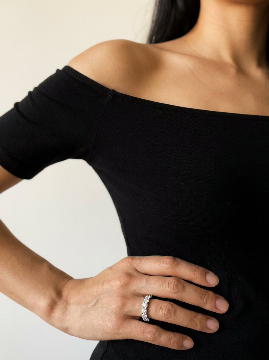 Solothurn Ring by Meri Jaan — lab-grown moissanite ring, worn by model