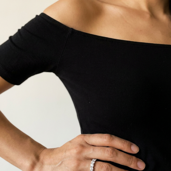 Solothurn Ring by Meri Jaan — lab-grown moissanite ring, worn by model