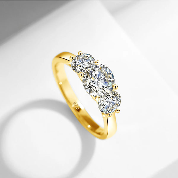 Zernez Rings by Meri Jaan — lab-grown moissanite ring, product photo